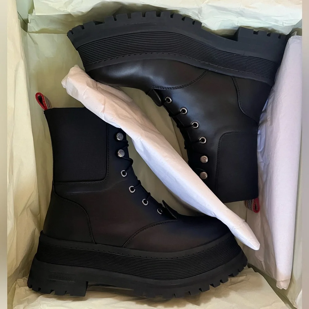 Burberry Icon Stripe Lace-up Leather Boots - Picture 14 of 15